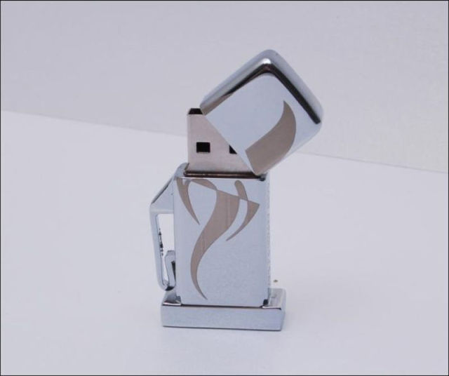 Интересни USB стикови
